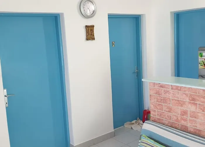 شقة Verica فير